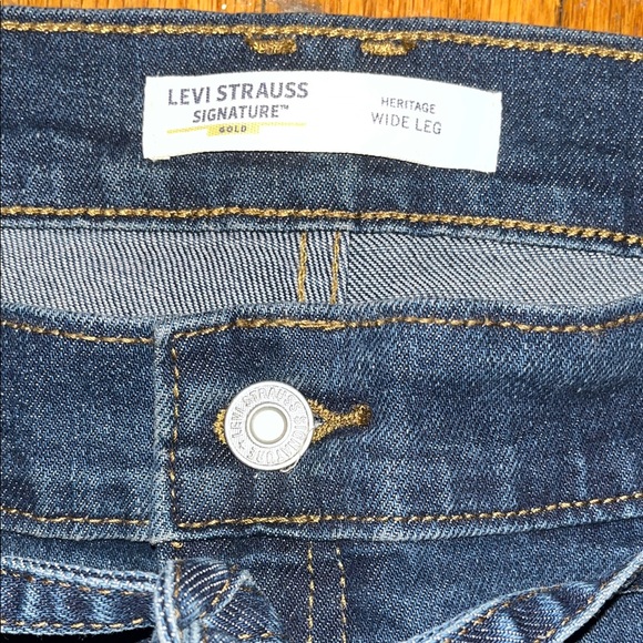 NWT Levi’s Signature Gold Heritage  Wide-Leg Belted Mid Rise Jeans Size 22 - Picture 2 of 14